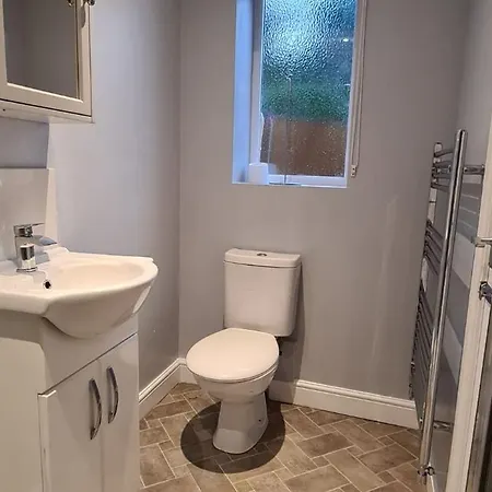 Apartment 'the Potting Shed' *